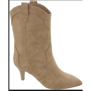 DV Dolce Vita Apres Tan Western Ankle Boots Faux Leather Sz 8